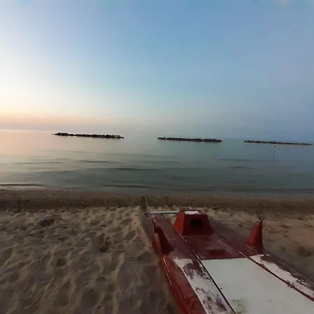 Charming In 30 M² With Garden Apartment