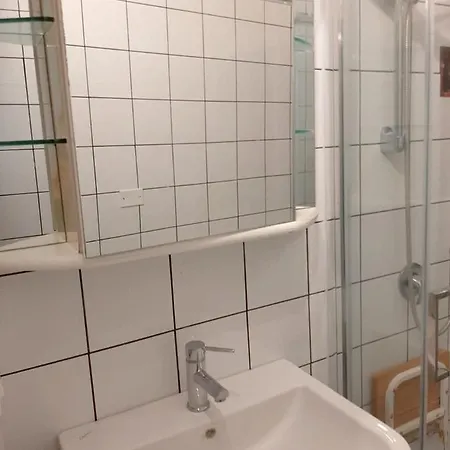 Charming In 30 M² Garden View * フランカヴィッラ・アル・マーレ